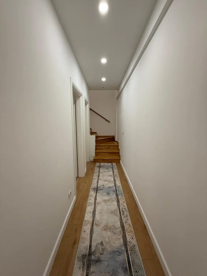 Tirane, jepet me qera apartament 2+1 Kati 0, 150 m² 1.500 € (Residenca Kodra e Diellit 2)