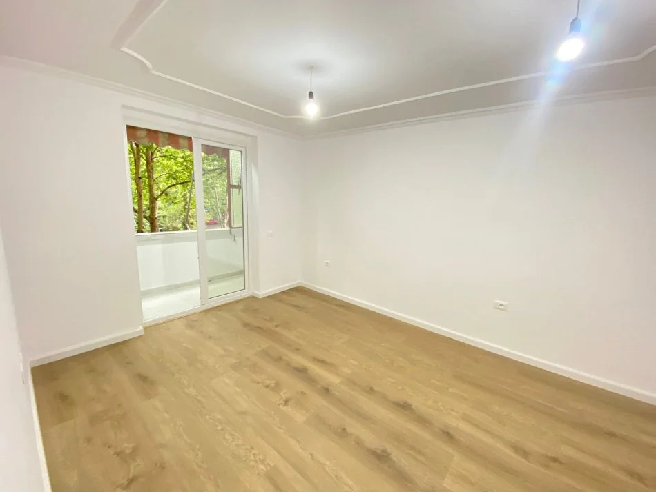 Apartament 2+1 ne Shitje tek ish Ekspozita.