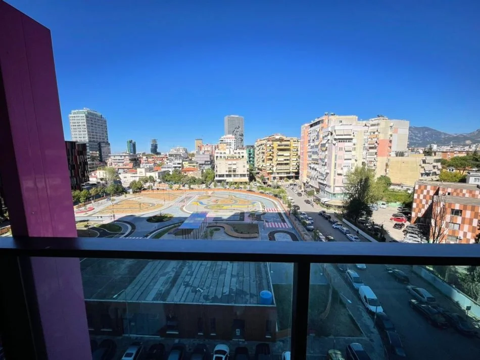 Tirane, jepet me qera apartament 2+1+Ballkon Kati 6, 128 m² 2.500 € 