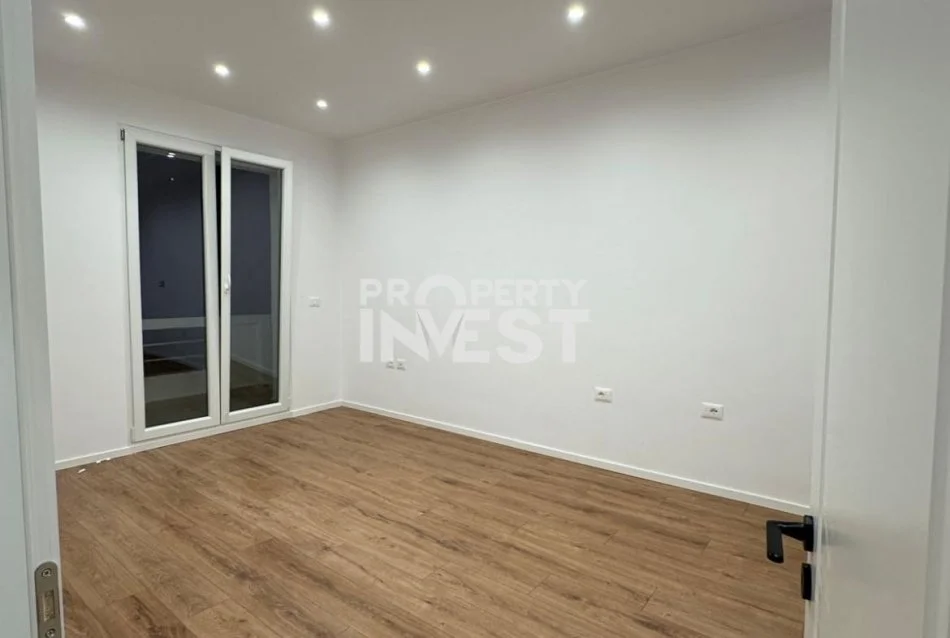 Tirane, shitet apartament 2+1 Kati 3, 73 m² 168.000 € (Rruga e Durresit)