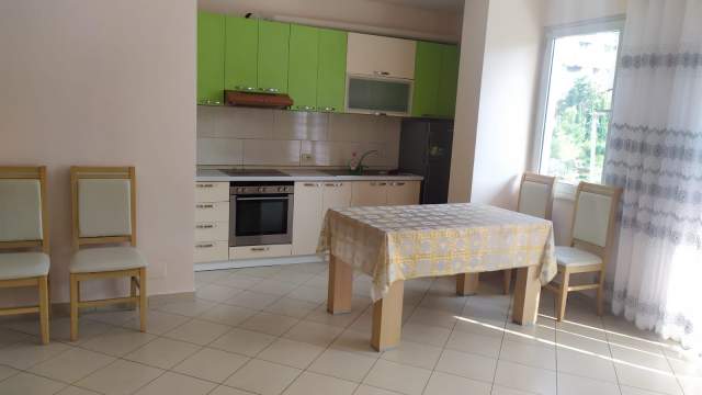 Tirane, jepet me qera apartament 2+1+BLK Kati 3, 105 m² 450 Euro