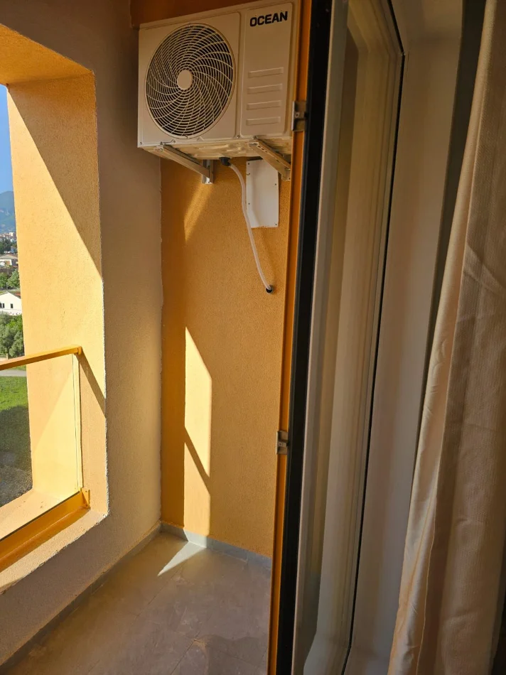 Tirane, jepet me qera apartament 1+1 Kati 5, 61 m² 400 € (rezidenca kaimi)