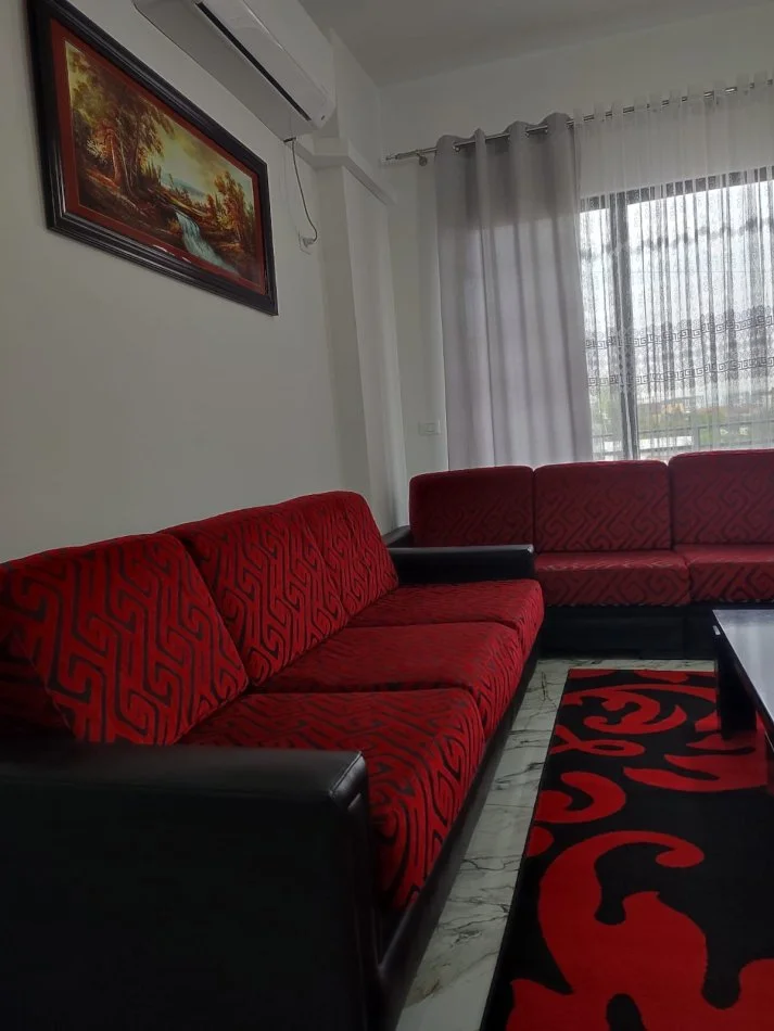 Tirane, jepet me qera apartament 1+1+Ballkon Kati 2, 78 m² 300 € (Dritan Hoxha)