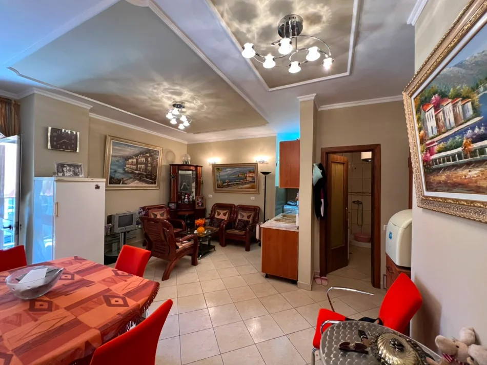 Tirane, shitet apartament 2+1 Kati 4, 61 m² 100.000 € 