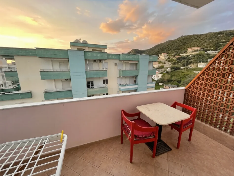 Vlore, jepet me qera apartament 1+1+Ballkon Kati 6, 70 m² 30 € 