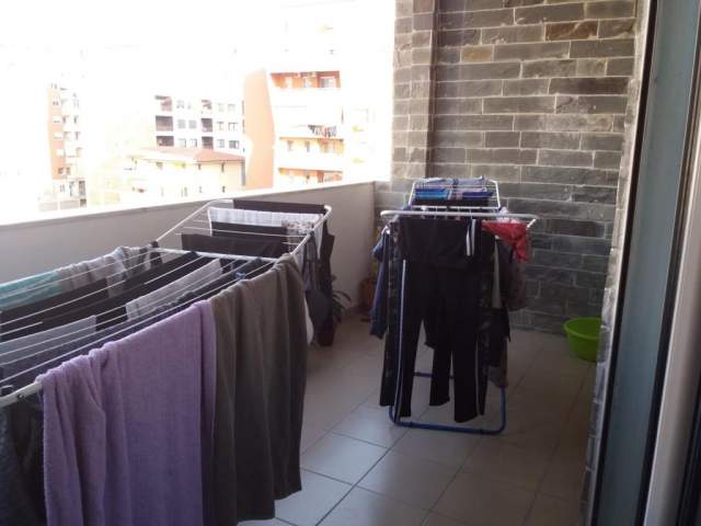Tirane, jepet me qera apartament 2+1+A+BLK Kati 5, 103 m² 400 Euro (Rruga Tom Plezha, Astir, Unaza e re)