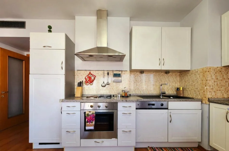 Tirane, jepet me qera apartament 1+1 Kati 9, 71 m² 520 € (Zogu i Zi,Qendra Katar)