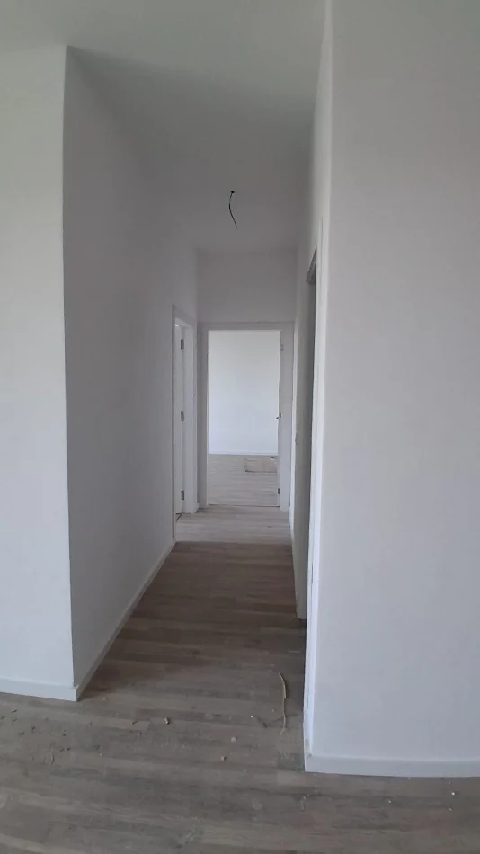 Shqiperi, jepet me qera nga Pronari, pa-komision apartament 2+1+Aneks+Ballkon Kati 5, 99 m² 500 € 
