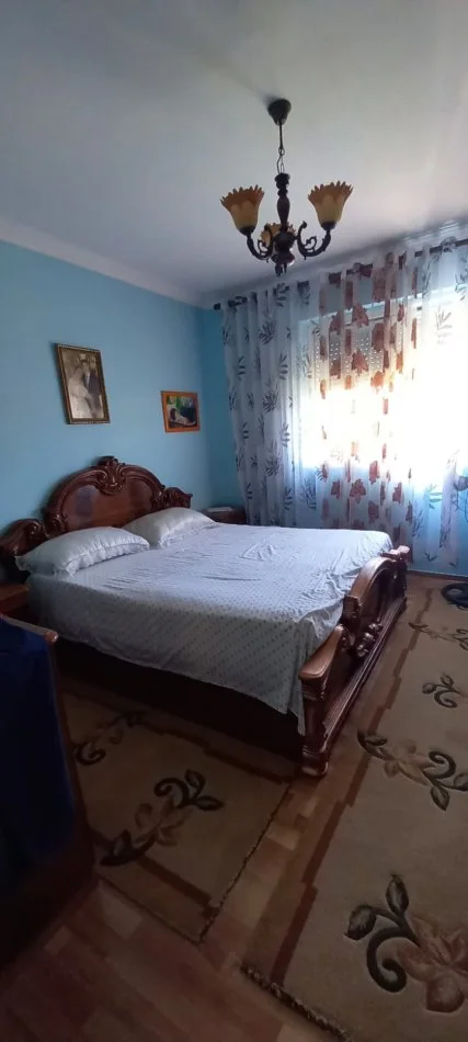 Tirane, jepet me qera apartament 1+1 Kati 4, 33.000 € (Rruga Gaqo Tashko)