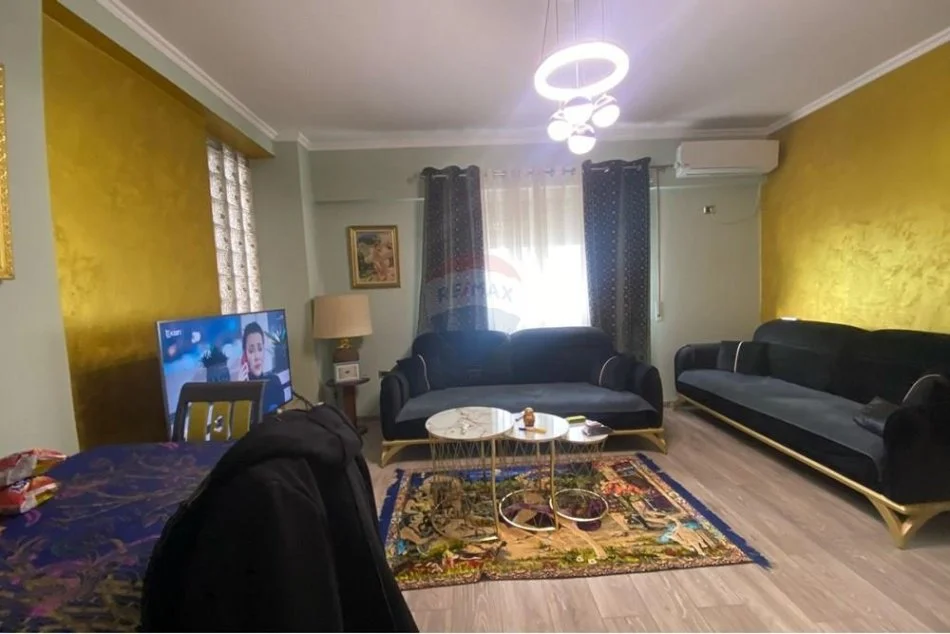 Tirane, shitet apartament 2+1+Aneks+Ballkon Kati 11, 93 m² 195.000 € (Rruga e Kavajes)