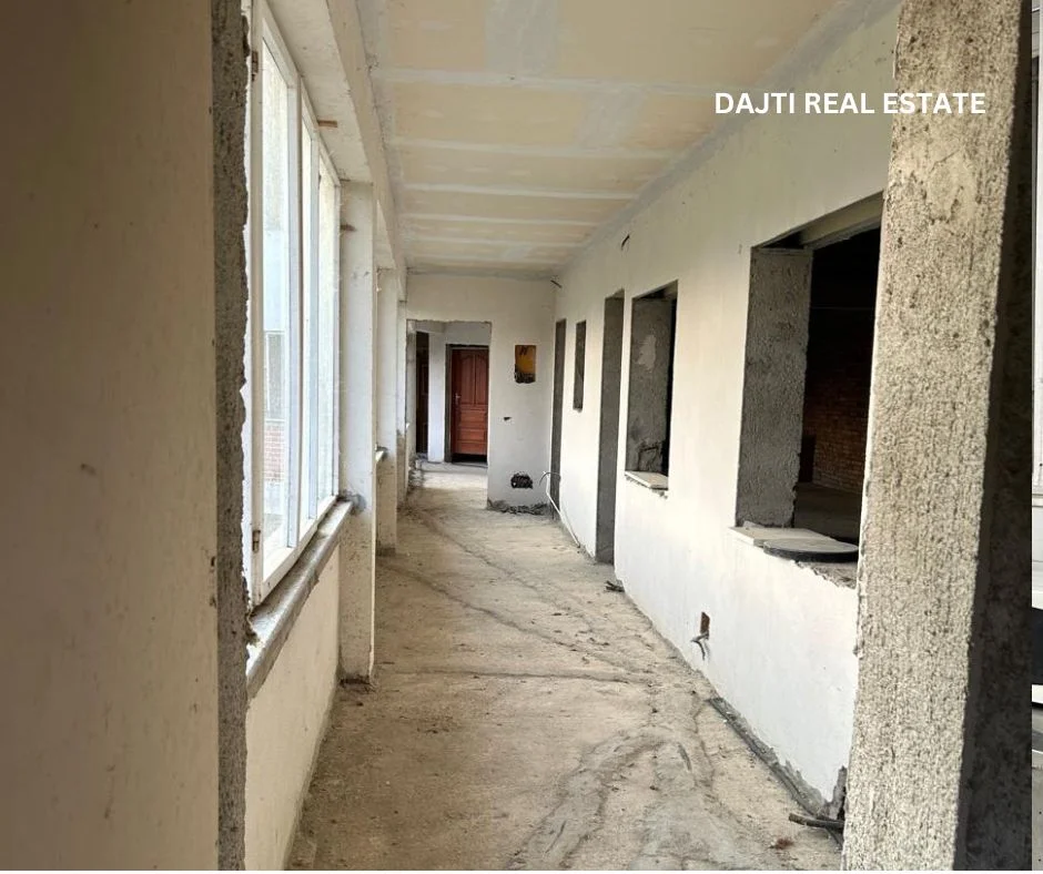 Tirane, shitet hotel Kati 3, 700 m² 1.500.000 € (LIQENI I LINZES,DAJT,TIRANE)