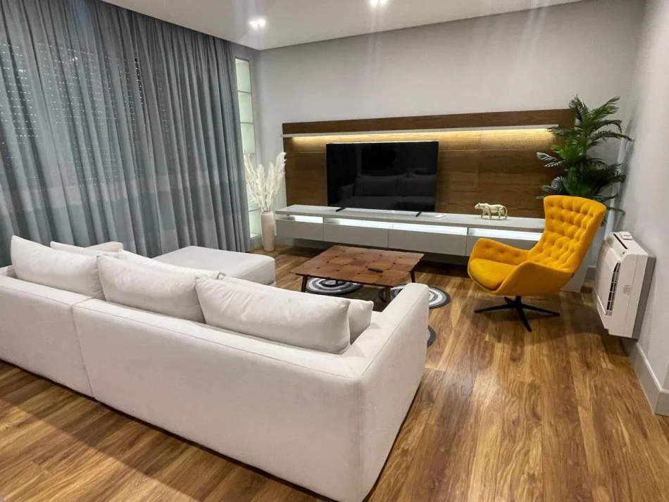 Tirane, jepet me qera apartament 2+1 Kati 2, 114 m² 1.200 € (Teg)