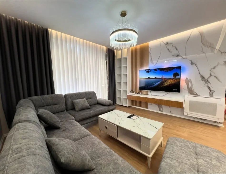 Tirane, jepet me qera apartament 2+1 Kati 3, 125 m² 1.250 € (liqeni i thate)