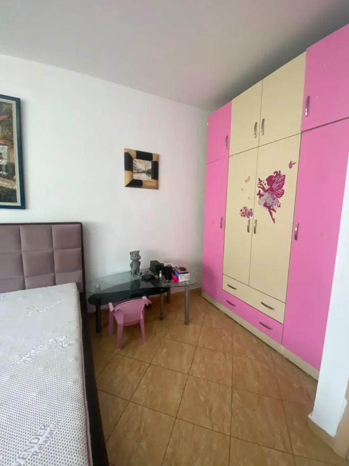 Tirane, jepet me qera apartament 2+1 Kati 4, 105 m² 650 € (21 dhjetori)