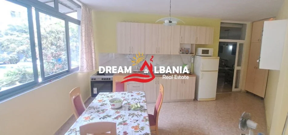 Tirane, jepet me qera apartament 2+1 Kati 2, 100 m² 500 € (ne Don Bosko, prane “Viva Market”)