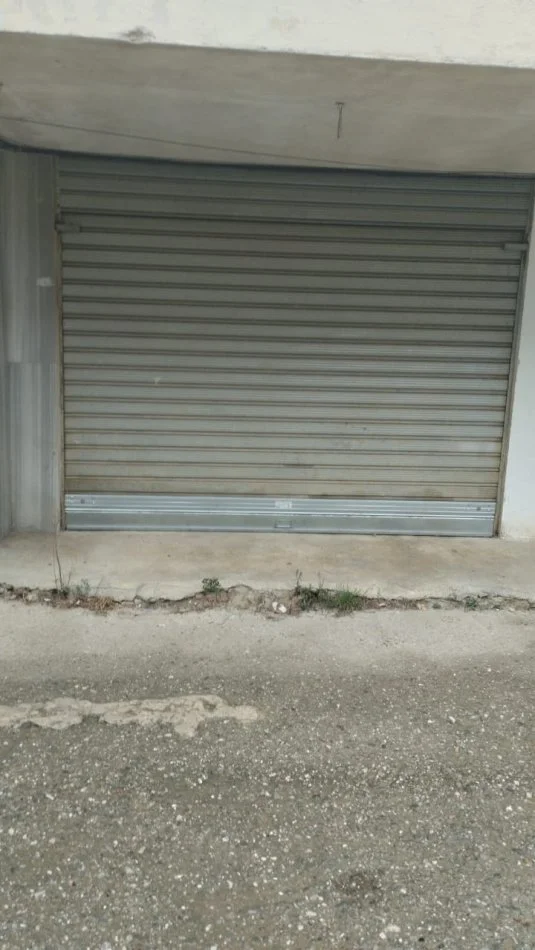 Tirane, shitet magazine Kati 0, 13 m² (Fresku)