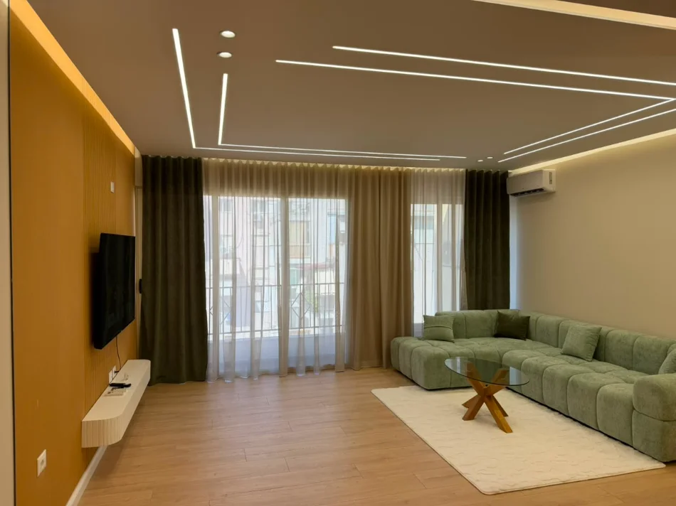 Tirane, shitet apartament 2+1 Kati 6, 114 m² 171.000 € (yzberish)
