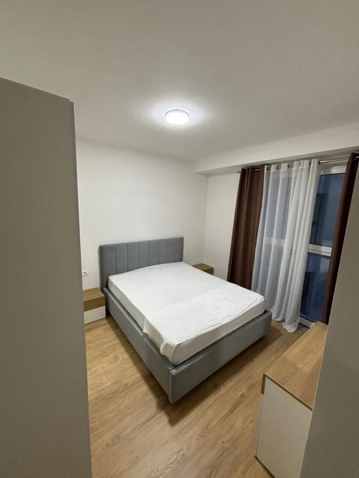 Tirane, jepet me qera apartament 2+1 Kati 8, 90 m² 550 € (Kompleksi Molla Astir)