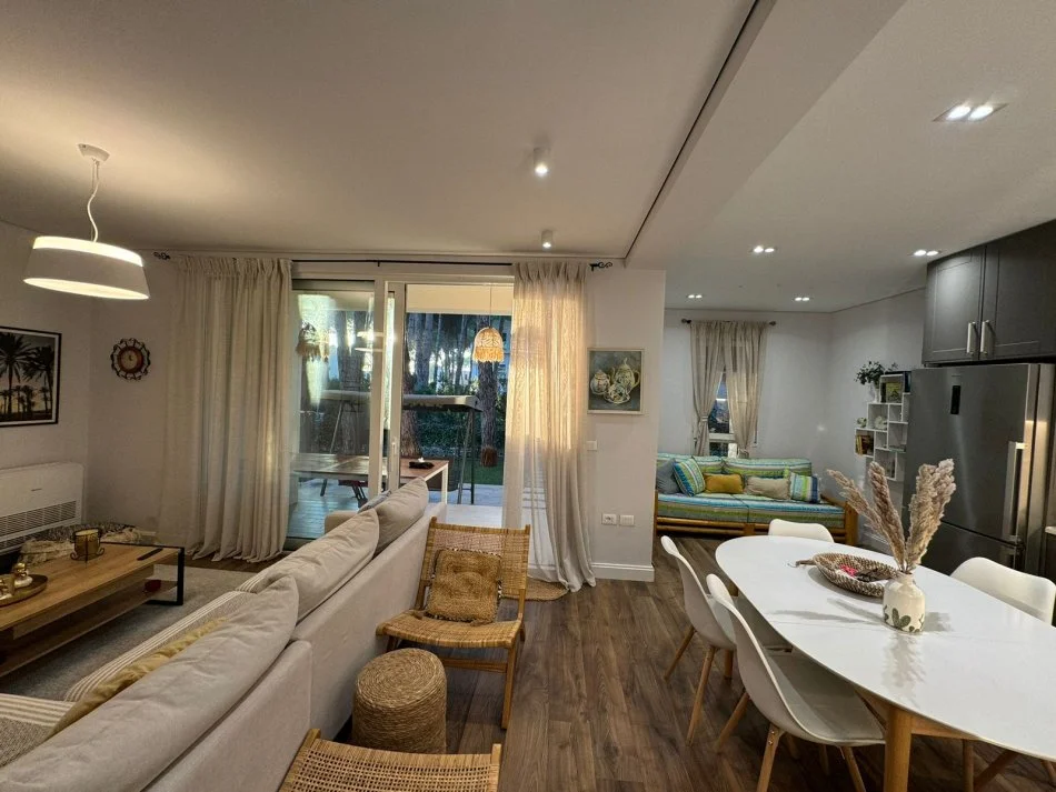 Gjiri Lalezit | Hamallaj, shitet apartament 2+1+Ballkon Kati 0, 100 m² 340.000 € (San Pietro.Gjiri I Lalzit)