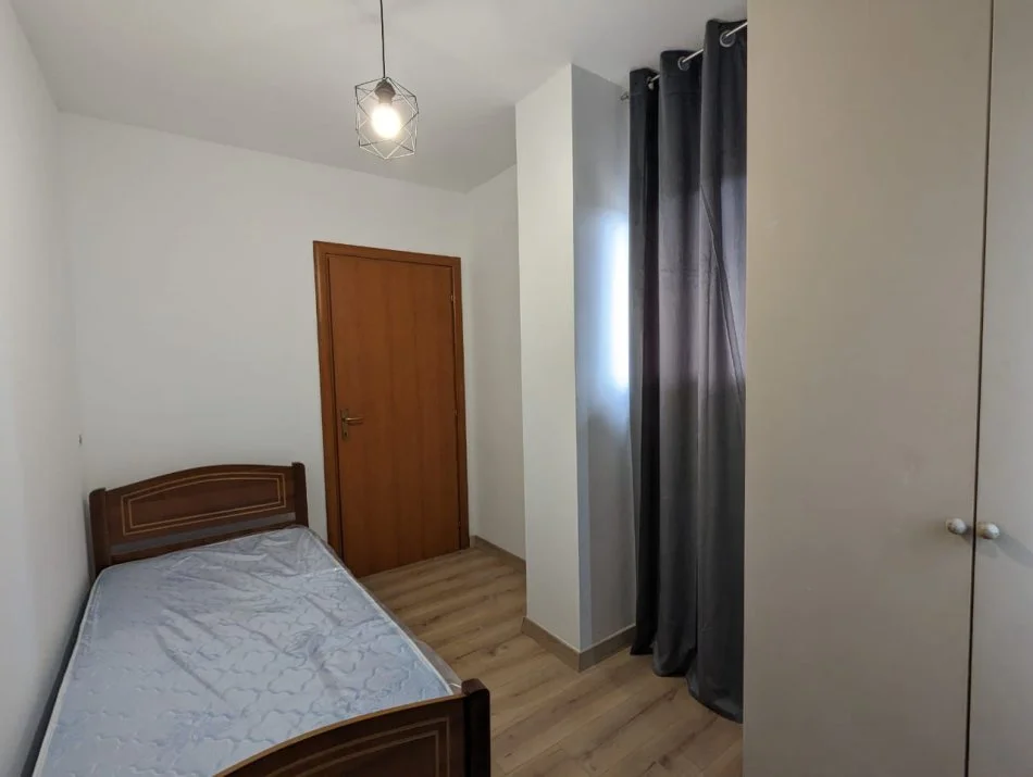 Tirane, jepet me qera apartament 2+1, Kati 7, 72 m² 500 € (Don Bosko)