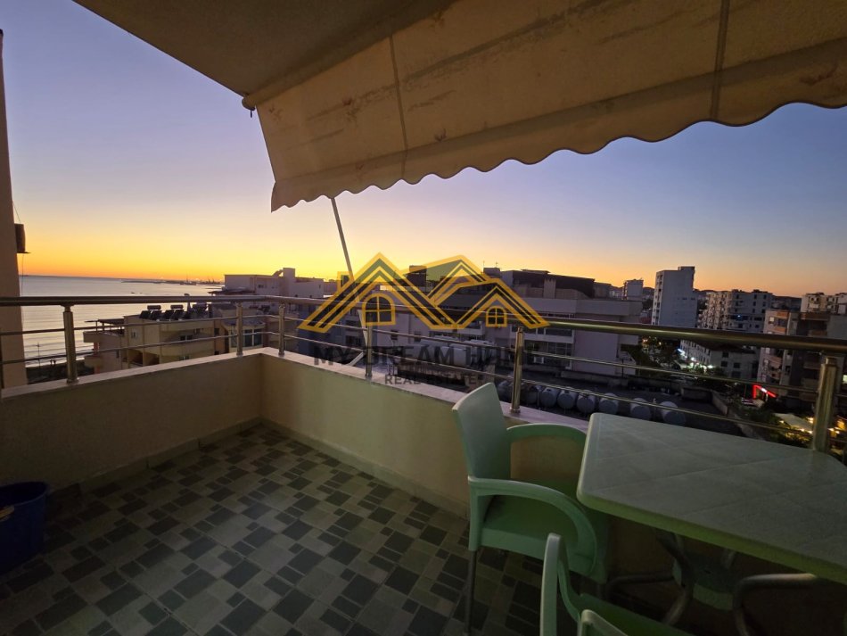 Durres, jepet me qera apartament 1+1 Kati 7, 60 m² 300 € (PLAZH DURRES)