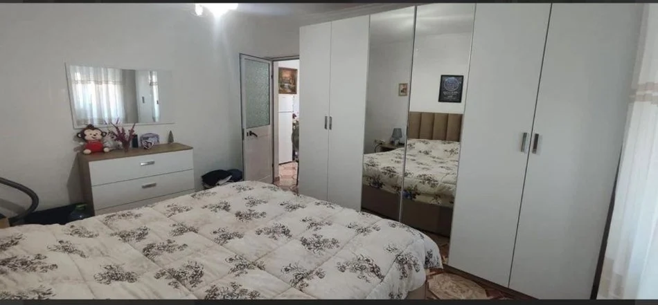 Tirane, shitet 2+1 Kati 4, 75 m² 115.000 € 