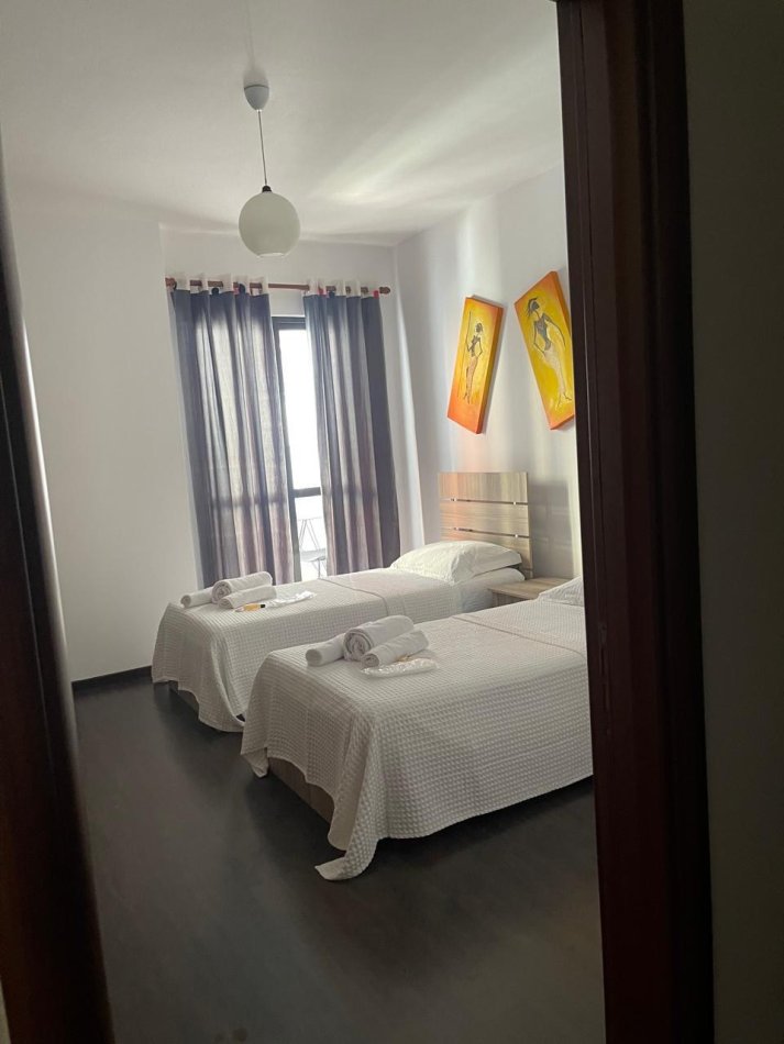 Tirane, shes apartament 2+1 Kati 2, 100 m² 160.000 € (Rruga Teodoro keko)