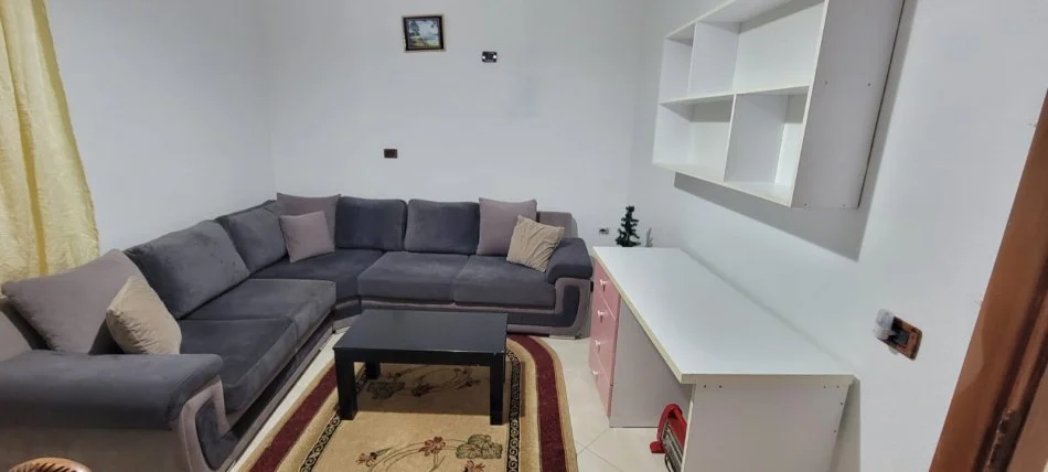 Tirane, shitet 2+1 Kati 3, 105 m² 100.000 € (SELITE)