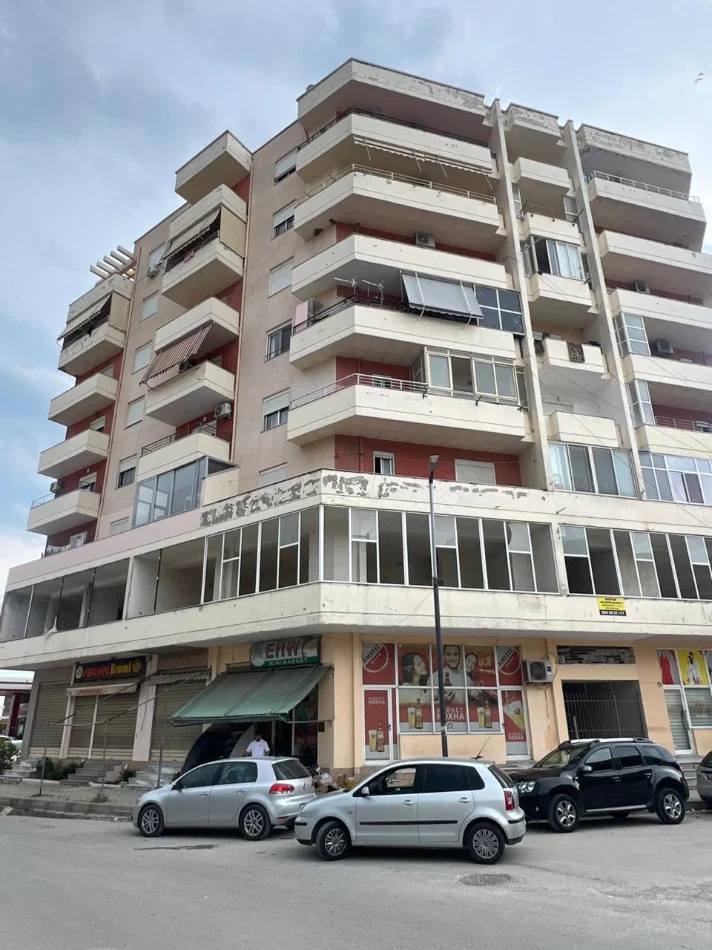 Me qera: Ambient Biznesi 📌Vlore - Perballe Spitalit || 200m² || Cmimi me marreveshje