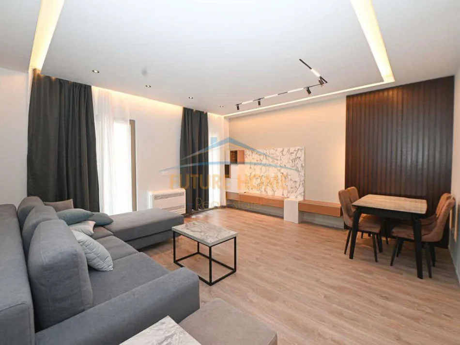 Tirane, jepet me qera apartament 2+1+2+PARKIM  , 103 m² 1.300 € (KOMPLEKSI DELIJORGJI)