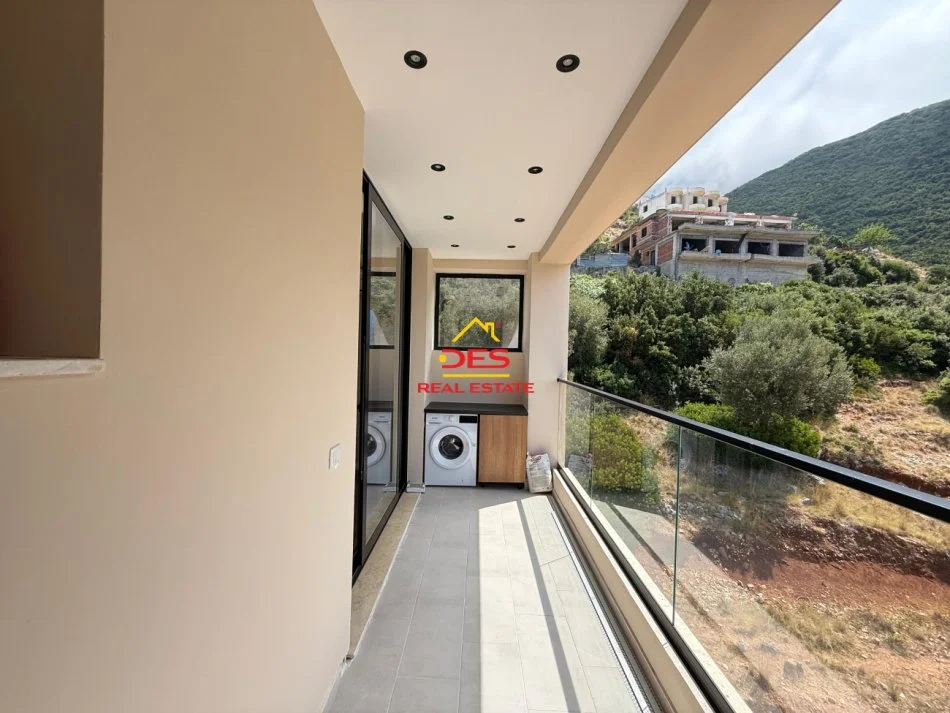 Vlore, shitet apartament 1+1+Ballkon Kati 5, 60 m² 145.000 € (Rruga Dhimitër Konomi)