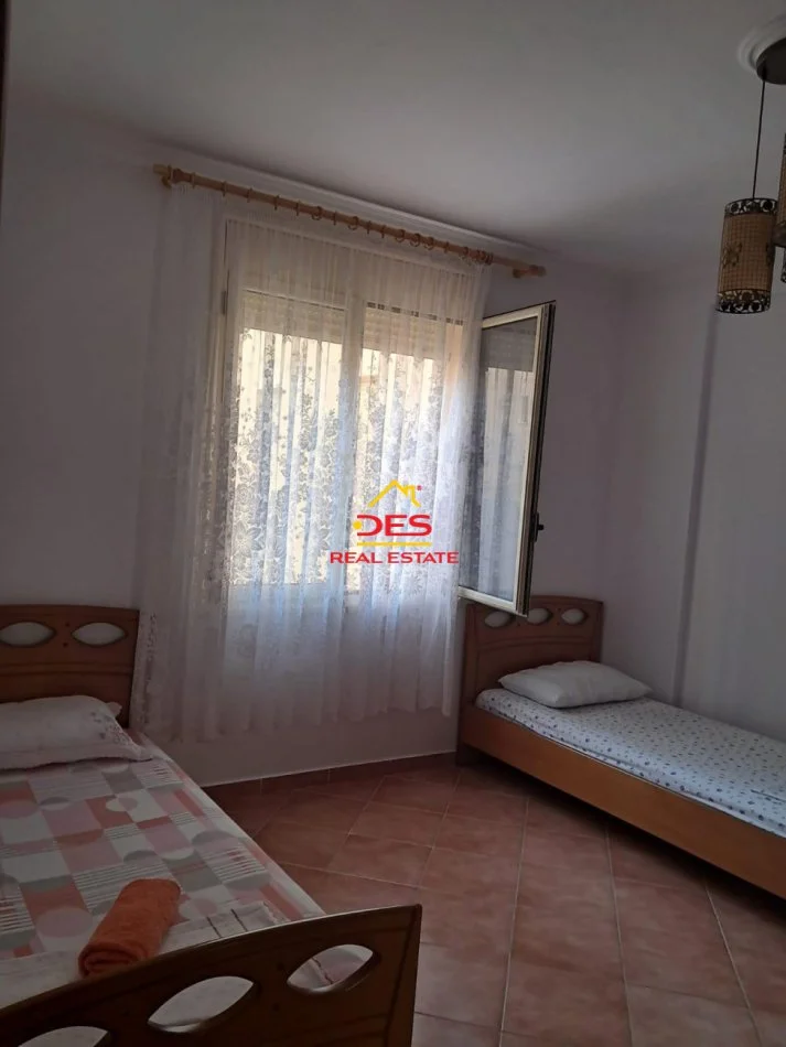 Vlore, shitet apartament 2+1+Ballkon Kati 3, 104 m² (Rruga Murat Tërbaçi)