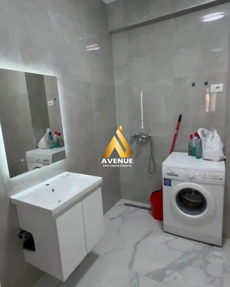 Tirane, shitet apartament 2+1 Kati 6, 114 m² 183.000 € (Rruga Sokrat Miho)
