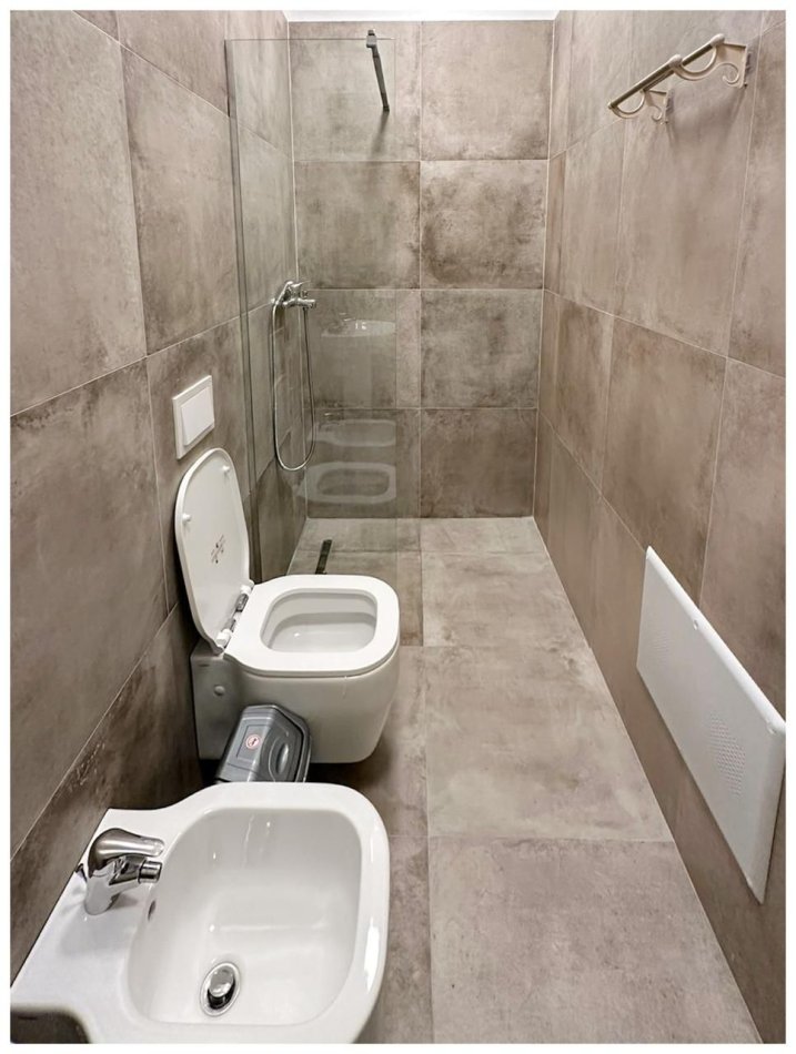 Tirane, jepet me qera apartament 1+1 Kati 1, 100 m² 1.200 € (Komuna e Parisit)