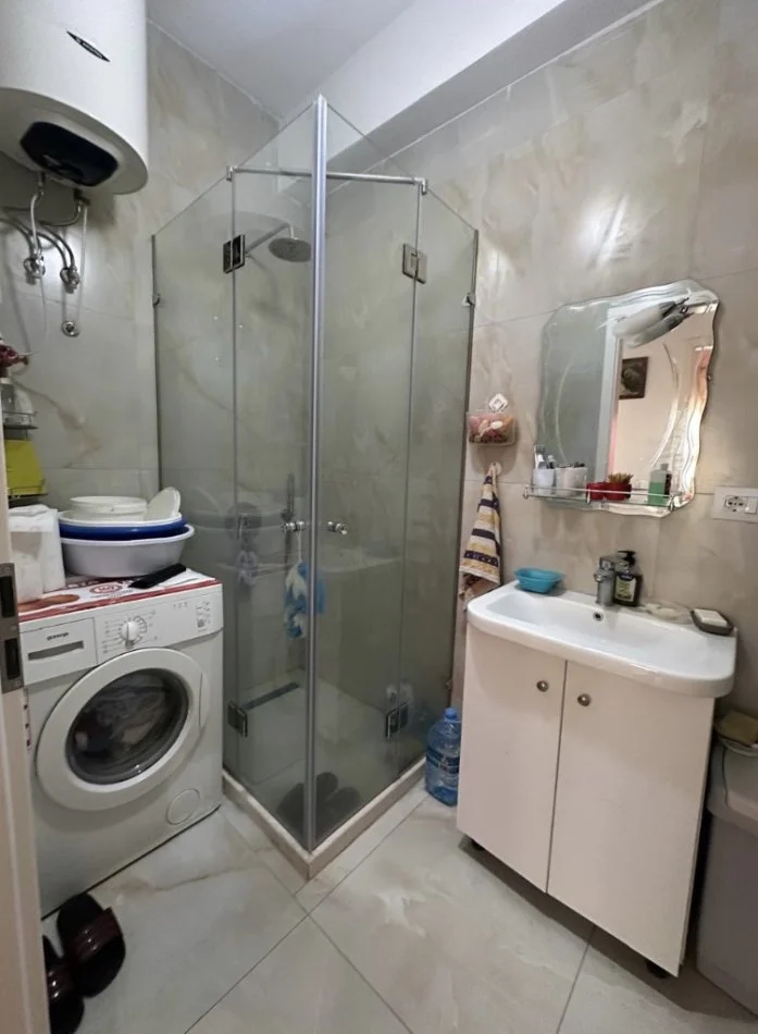 Tirane, shitet apartament 2+1 Kati 2, 83 m² 112.000 € (Ali Dem)