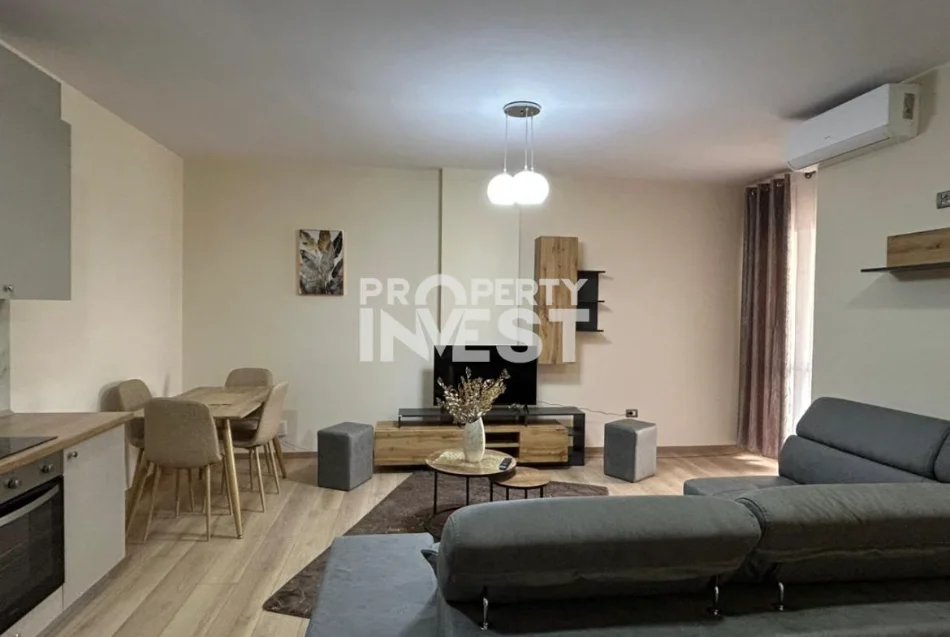 Tirane, jepet me qera apartament 1+1 Kati 4, 70 m² 690 € (Rruga e kavajes)