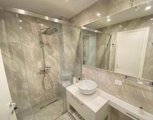 Tirane, jepet me qera apartament 2+1+Ballkon Kati 6, 126 m² 1.250 € (Delijorgji)