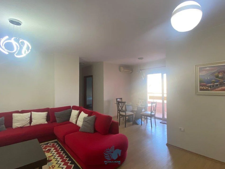 Jepet Me Qera Apartament 2+1+Garazhd Perballe Delijorgjit [ID P02148]