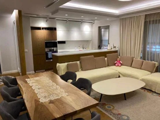 Tirane, jepet me qera apartament 2+1+Ballkon Kati 6, 126 m² 1.250 € (Delijorgji)