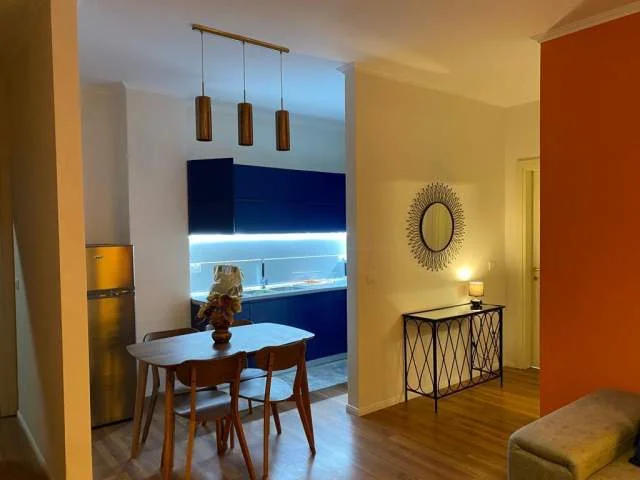 Tirane, jepet me qera apartament 2+1+A+BLK Kati 2, 75 m² 750 Euro (delijorgji)