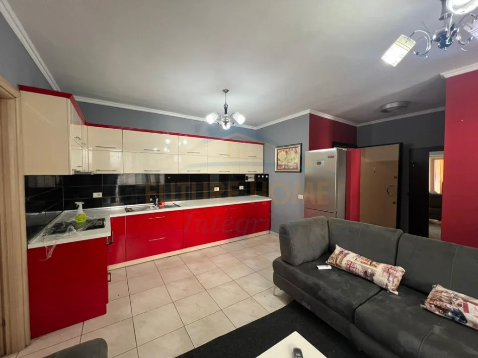 Tirane, jepet me qera apartament 2+1+2 Kati 1, 91 m² 570 € (ALIDEMI , Rruga Idriz Dollaku)