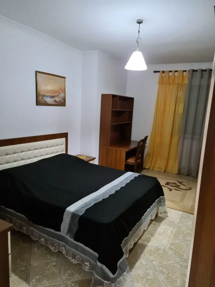 Tirane, jepet me qera apartament 2+1 Kati 2, 115 m² 600 € (Don Bosko)
