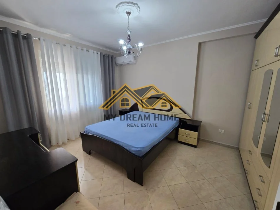Durres, jepet me qera apartament 1+1 Kati 8, 70 m² 400 € (ISH URT)