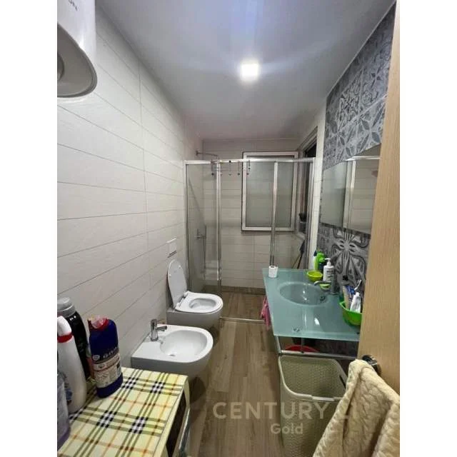 Qerret, shitet Apartament 2+1+BLK Kati 1, 95 m² 160.000 Euro (Rruga e fshatrave turistike)