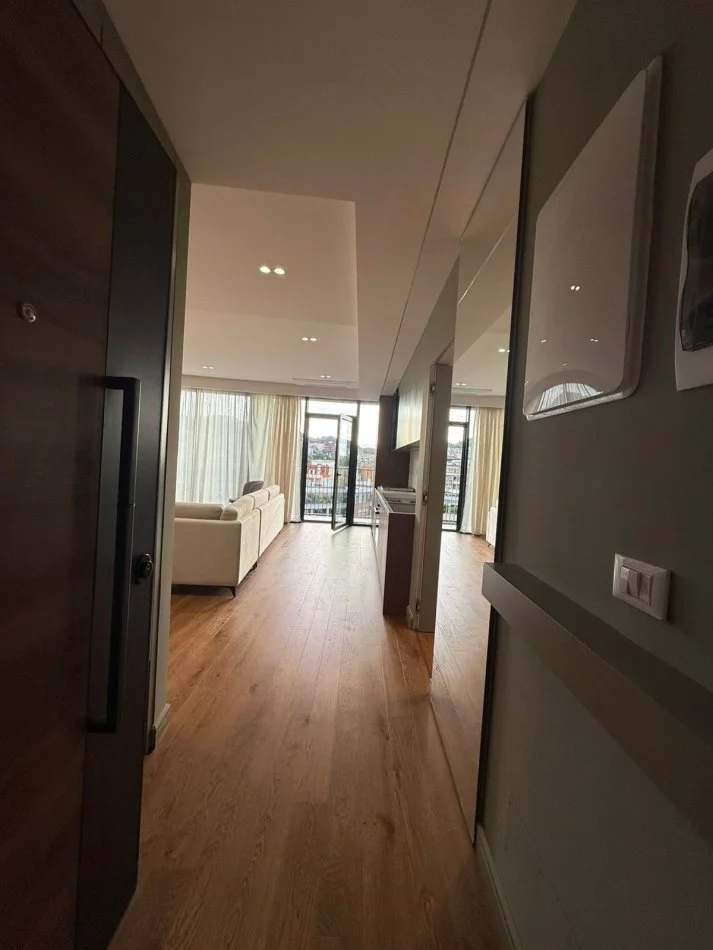 Tirane, shitet apartament 2+1+Aneks+Ballkon Kati 8, 130 m² 470.000 € (Lake View Residences)