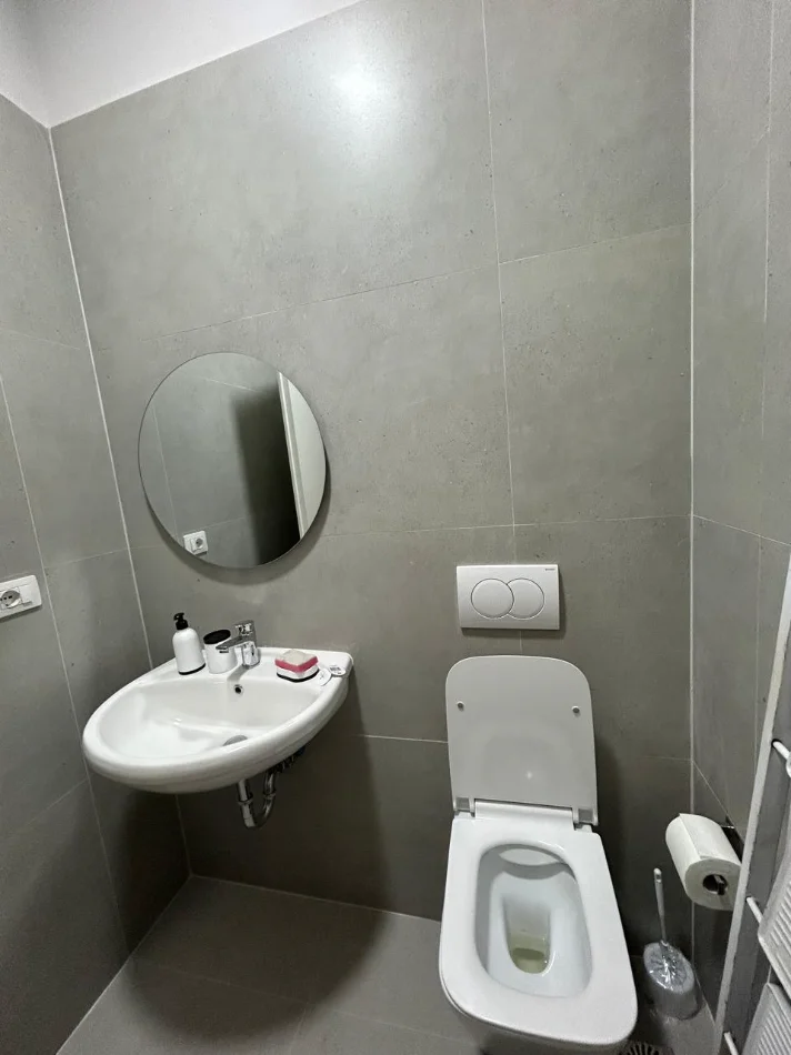Tirane, jepet me qera apartament 2+1 Kati 5, 100 m² 850 € (Don Bosko)