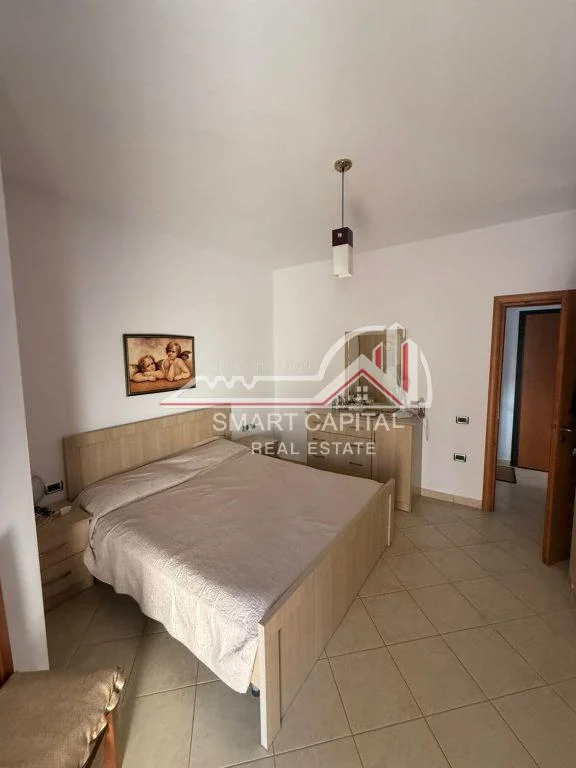 Vlore, jepet me qera apartament 1+1 Kati 4, 63 m² 350 € (Rruga Gjergj Arianiti Vlore!)