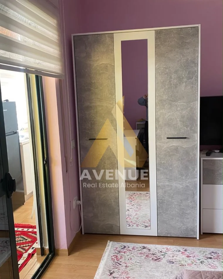 Tirane, jepet me qera apartament 2+1+Ballkon , 70 m² 800 € (Rruga Bardhok Biba)