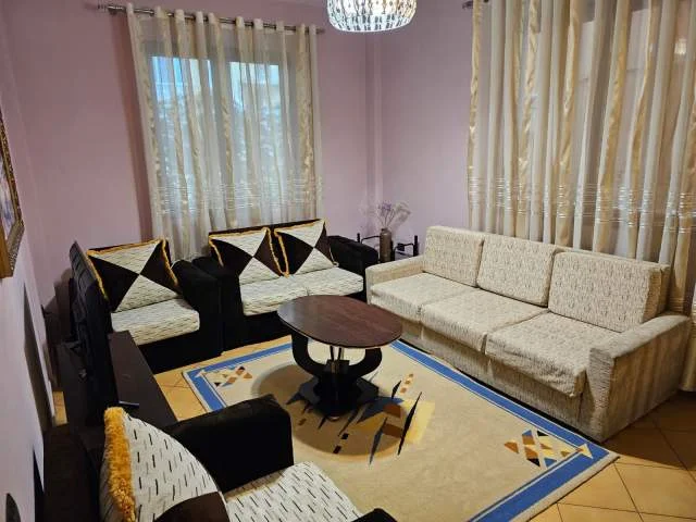 Tirane, jap me qera apartament 2+1+A+BLK Kati 0, 100 m² 400 Leke (Don Bosco ,Përball shkollës Qazim Turdiu)