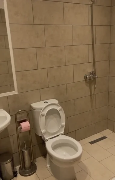 Durres, jepet me qera apartament 1+1+Aneks+Ballkon Kati 5, 65 m² 450 € (Vollga)